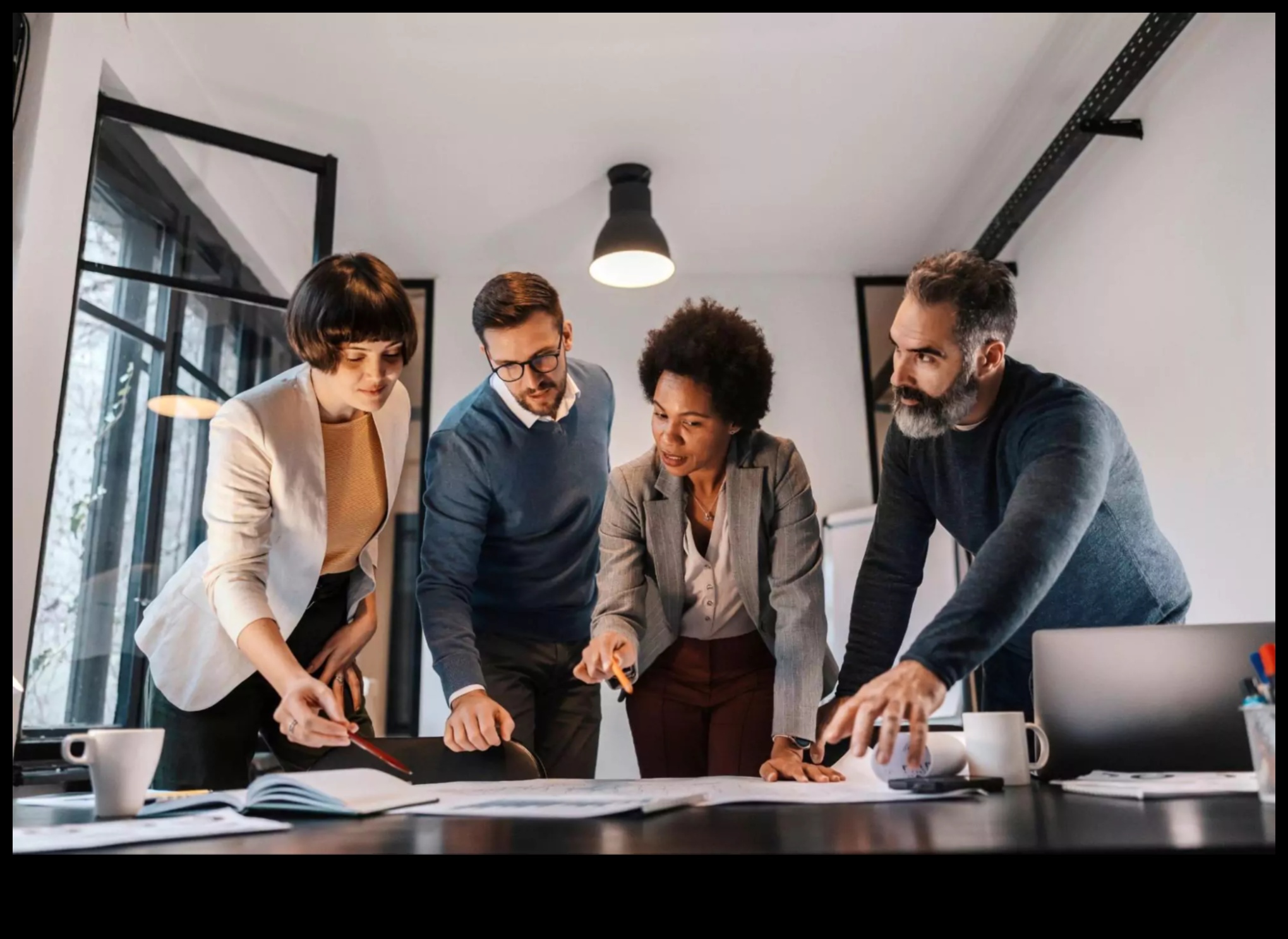 Καινοτόμοι Σχεδιασμού: Πρωτοπόροι στην Κομψή Εσωτερική Επικοινωνία